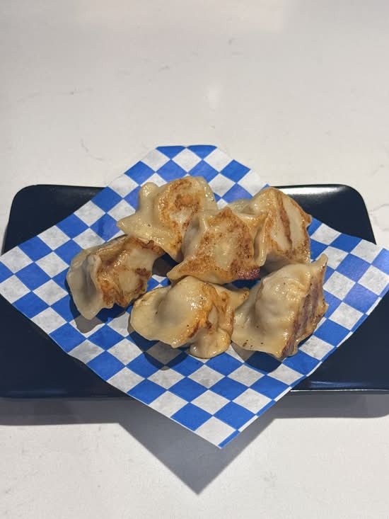 Pan Fried Pork&Cabbage Dumpling（6PCS)猪肉白菜锅贴